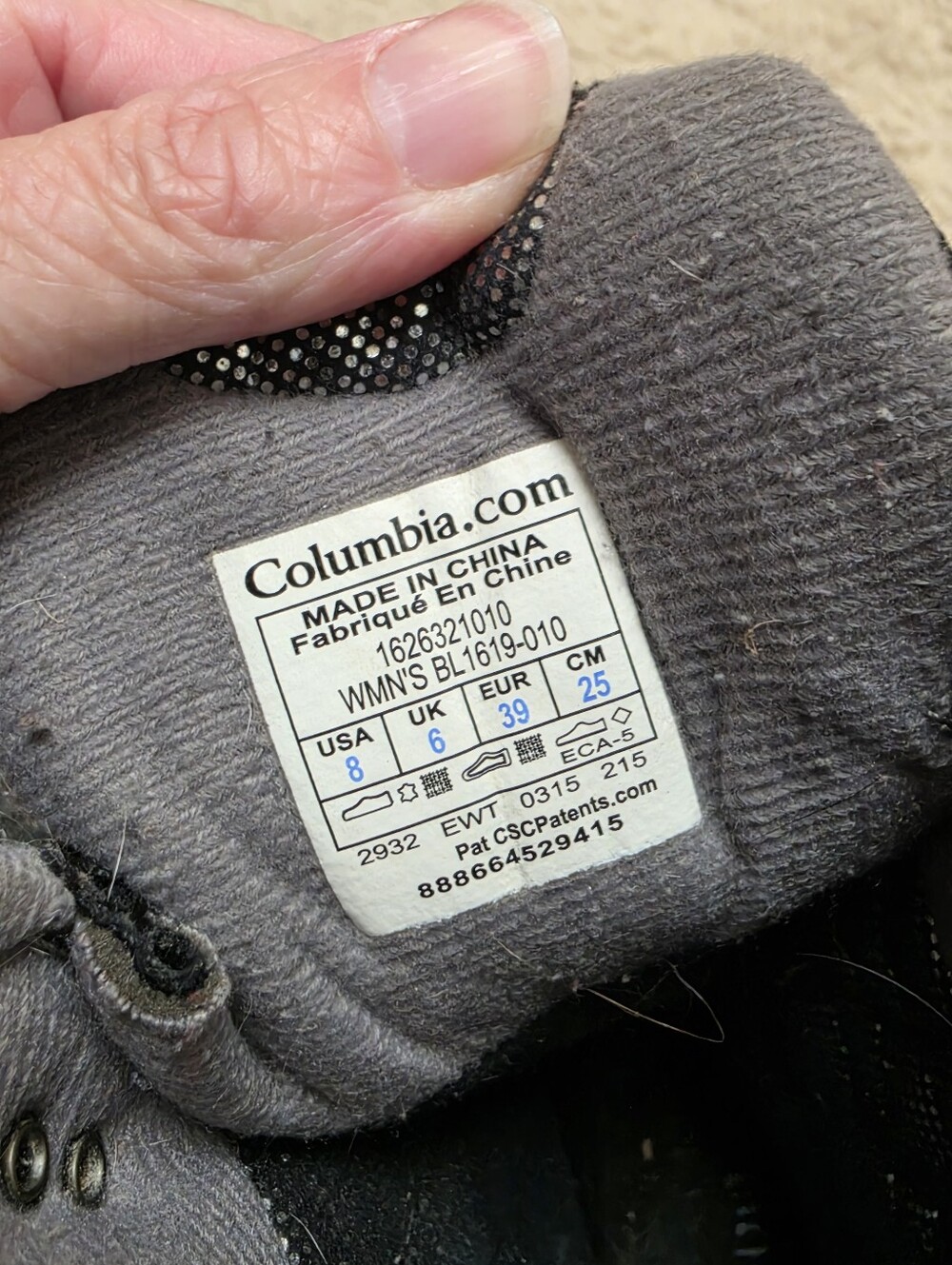 Columbia Women's Black and Gray Insulated Bugaboot Boots 8 - Picture 4 of 6